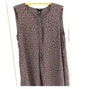 H&M oversized sleeveless leopard tunic